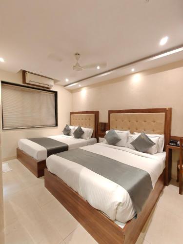 Gallery image of Hotel Amber Palace in Mumbai