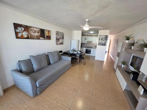Apartment Jacaranda close to the beach, sea-view, pool, wifi, SAT-TV