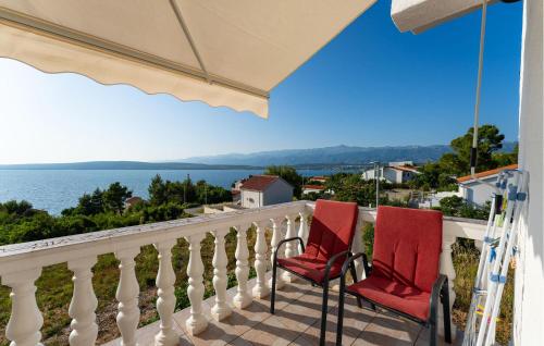 2 Bedroom Lovely Apartment In Novigrad