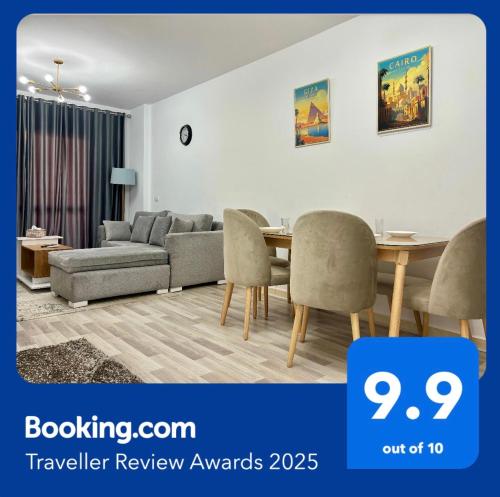 Luxury Inn: 2BR Amazing location in Madinaty B11