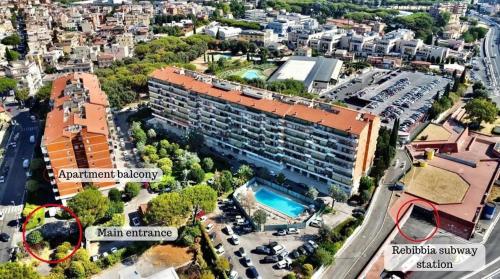 Bright Room 2 min Metro B 20 min Colosseum private bathroom swimming pool free parking