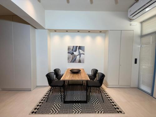 Kálm I - Curated Stays in the Historic Center