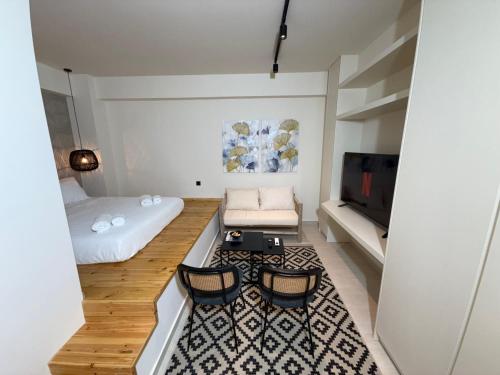 Kálm I - Curated Stays in the Historic Center