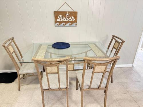 New Listing Sands Villa Steps to the Beach Flip-Flop Getaways photo 12