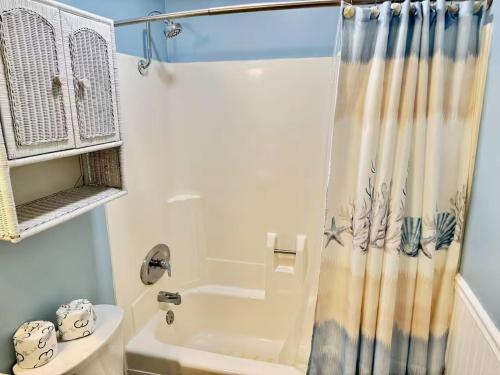 New Listing Sands Villa Steps to the Beach Flip-Flop Getaways photo 15