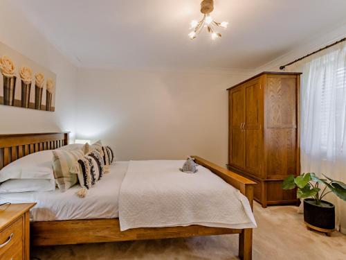Katil atau katil-katil dalam bilik di 4 Bed in Bideford NILGA