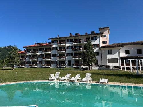 Bazén v ubytování Hotel Verdeneve nebo v jeho okolí