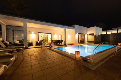 Villas Mamma Mia Sleeps 6 with Pool