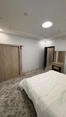 Postel nebo postele na pokoji v ubytování شقة بغرفتين نوم وصاله