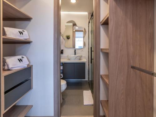 Ένα μπάνιο στο Castelmola By Wynwood House