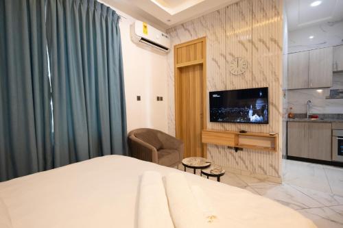 Deluxe Studio Apartment, East Airport