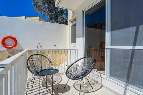 Φωτογραφία από το άλμπουμ του Maisonette with communal Pool in Qala - By Solea σε Qala