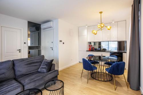 Time&Joy apartment with private pool