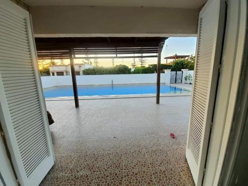Kolam renang di atau dekat dengan Blue calm chalet