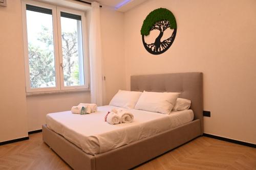 Giường trong phòng chung tại Gran Duca San Riccardo Luxury House VICINO AEROPORTO BRINDISI Check in H24