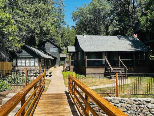 Bygningen som feriehuset ligger i