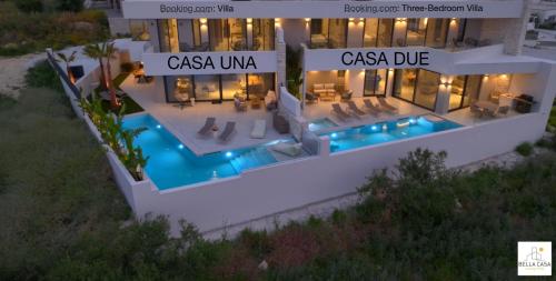 Πισίνα στο ή κοντά στο Bella Casa - Newly Built Designer Villa