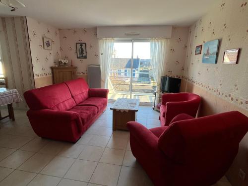 Appartement 2 chambres proche gare et commerces avec garage - FR-1-843-28