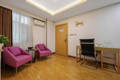 Χώρος καθιστικού στο GreenTree Inn High-tech Zone Shandong University Bathing Beach Hotel