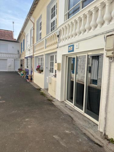 Maison deux chambres plage à pied