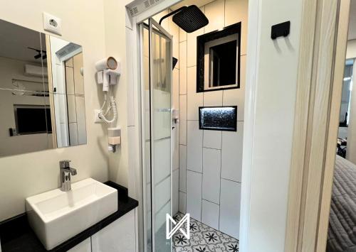 Ένα μπάνιο στο MyStay - Gaia Garden