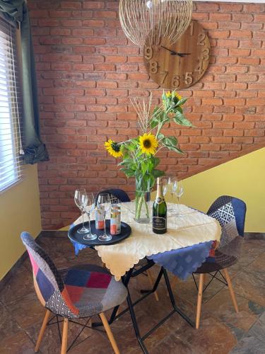 Φωτογραφία από το άλμπουμ του The Farm Shop σε Grootfontein