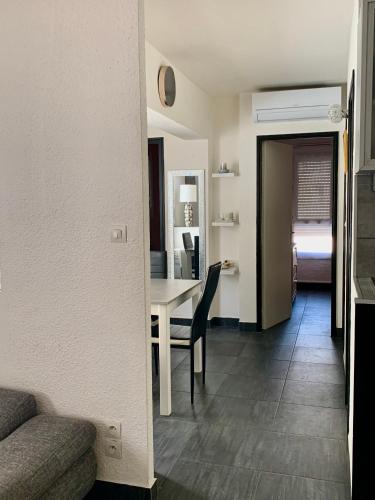 Le SIRUS appartement Climatisé pour 4 pers Centre Port Résidence Richelieu photo 12