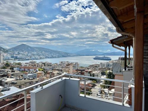 Luxury Penthouse with SeaView