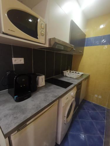 Cuina o zona de cuina de Studio espacieux