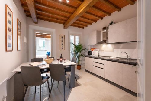 Η κουζίνα ή μικρή κουζίνα στο Casa Falorni - 2nd Floor, 2do Piano