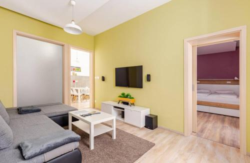 Dream Forest Apartment