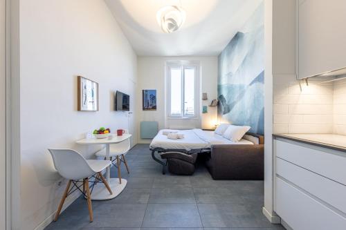 Central Station Design Suites - B Home