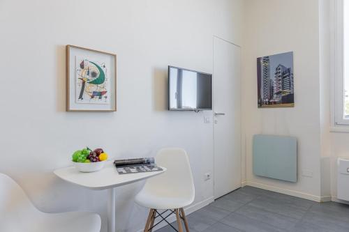 Central Station Design Suites - B Home