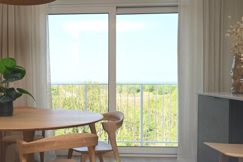 Fotografie z fotogalerie ubytování Sous la Mer VUE, luxury appartment with stunning sea view v destinaci Cadzand