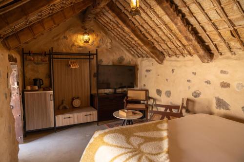 Kuchyň nebo kuchyňský kout v ubytování Hatta Village Lodges - Ophiolite