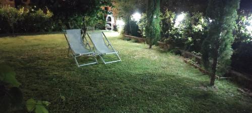 Κήπος έξω από το Casa Biscarello - Borgo e Lago