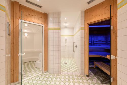 Ένα μπάνιο στο Heart Hotel Arlberg