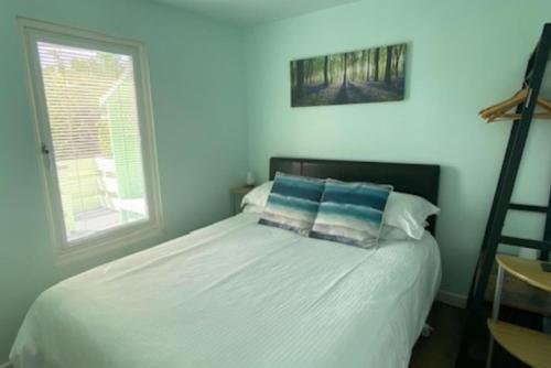 Ένα ή περισσότερα κρεβάτια σε δωμάτιο στο Snowdonia 1-Bed Chalet Sleeps 2 Stunning Views