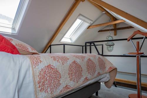 Postel nebo postele na pokoji v ubytování Elburg-Vesting sfeervol appartement Bij de jufferen