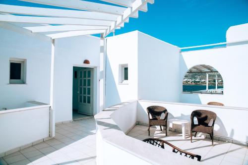 Gallery image of Paros Holiday Sun Hotel in Pounda