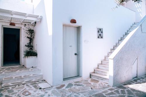 Gallery image of Paros Holiday Sun Hotel in Pounda