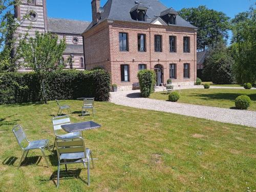 Κήπος έξω από το Le Dun - Domaine du Presbytère