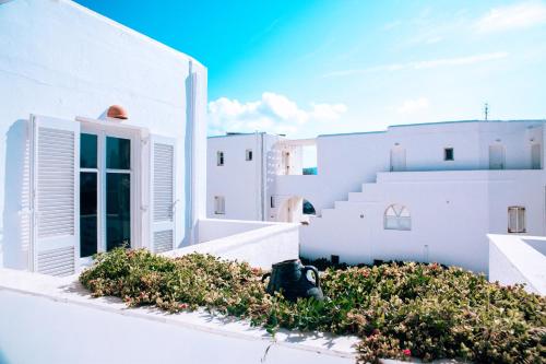 Gallery image of Paros Holiday Sun Hotel in Pounda