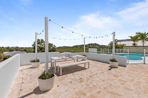 Πισίνα στο ή κοντά στο WhitsunStays - The Cyclades