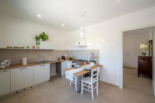 Dapur atau dapur kecil di Rosa Maison