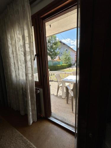 Un balcón o terraza en domus est alba