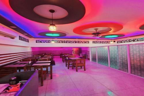 Εστιατόριο ή άλλο μέρος για φαγητό στο Hotel Sahana & Restaurant