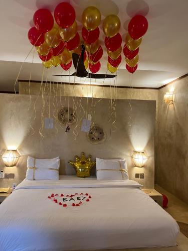 Letto o letti in una camera di Safaya Luxury Villas - Adults only