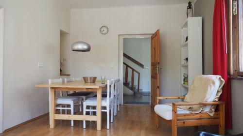 Posezení v ubytování Holiday House Malá Skála