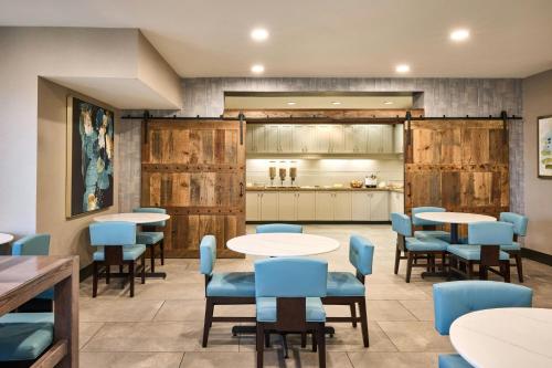 Χώρος καθιστικού στο Residence Inn Prescott